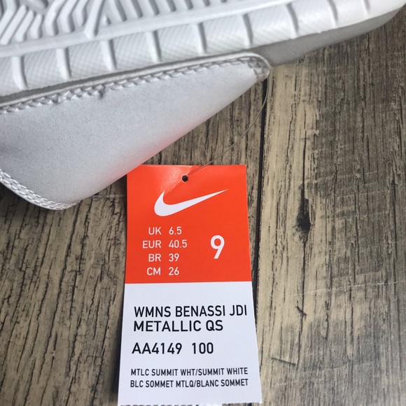 NWT Nike Benassi JDI Metallic QS Pearls WMNS - Picture 7 of 7